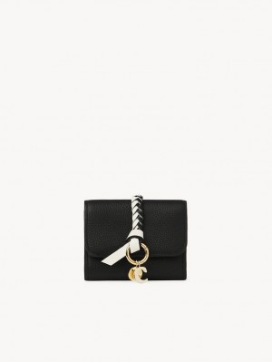 Chloe Alphabet Small Tri-fold Liten Lommebok Svarte | CHE-SR14291