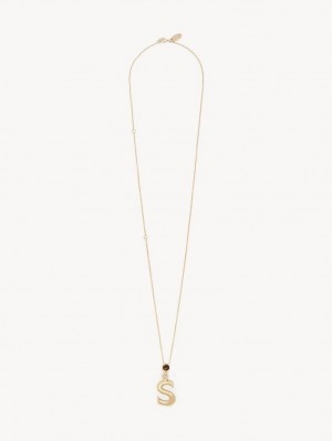 Chloe Alphabet With Pendant Halskjeder Gull | CHE-SR14337