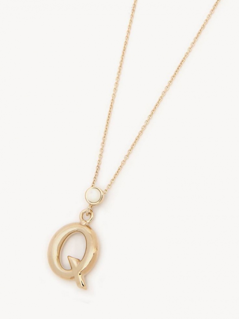 Chloe Alphabet With Pendant Halskjeder Gull | CHE-SR14339