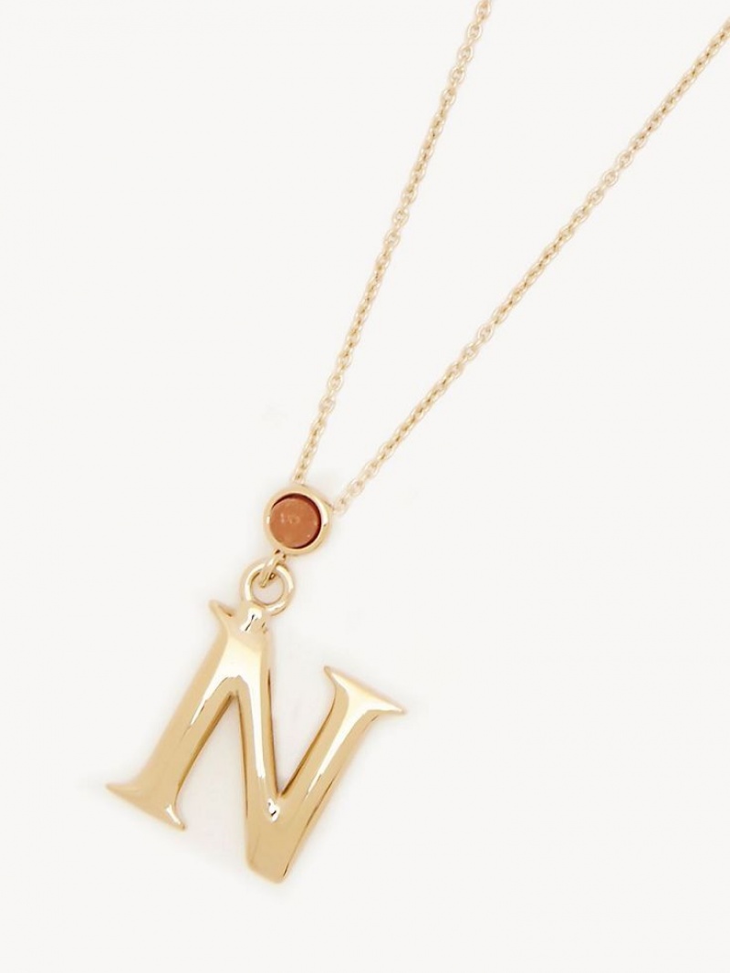 Chloe Alphabet With Pendant Halskjeder Gull | CHE-SR14342