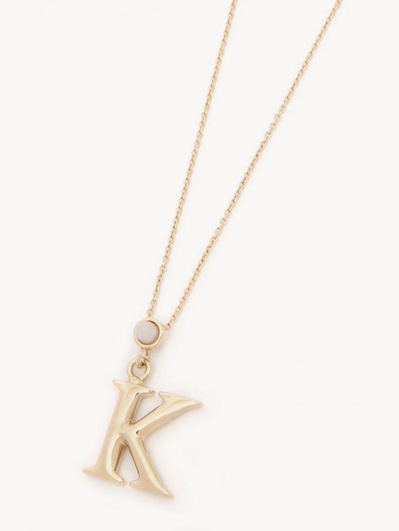 Chloe Alphabet With Pendant Halskjeder Gull | CHE-SR14345