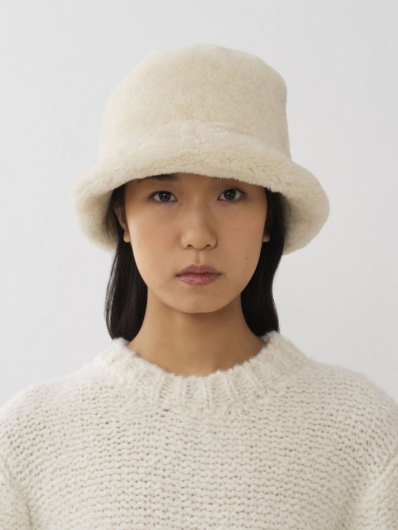 Chloe Shearling Hatt Beige | CHE-SR14481